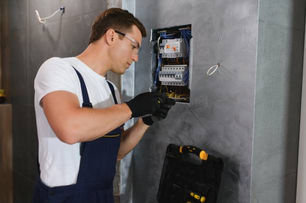 Best Electrical Contractors for Businesses  in Parma, OH